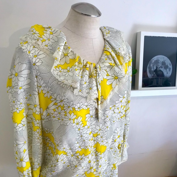 1960s Floral Ruffled Mini Dress, Nu-Mode, Yellow/White, Pleated, Size Small - Picture 3 of 5